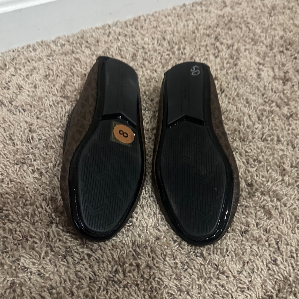 NEW Michael Kors Dark Brown Flats with Gold Logo size 8 - Picture 4 of 7